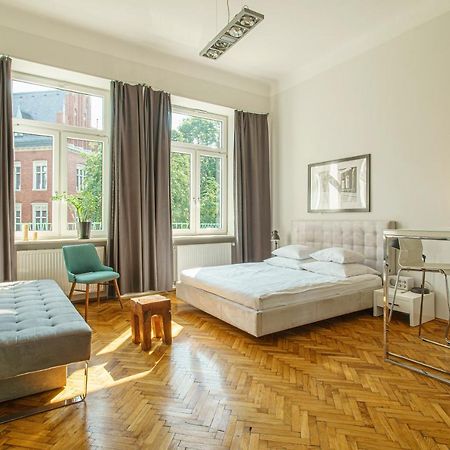 Novumhouse - Straszewskiego Aparthotel Krakow Bagian luar foto