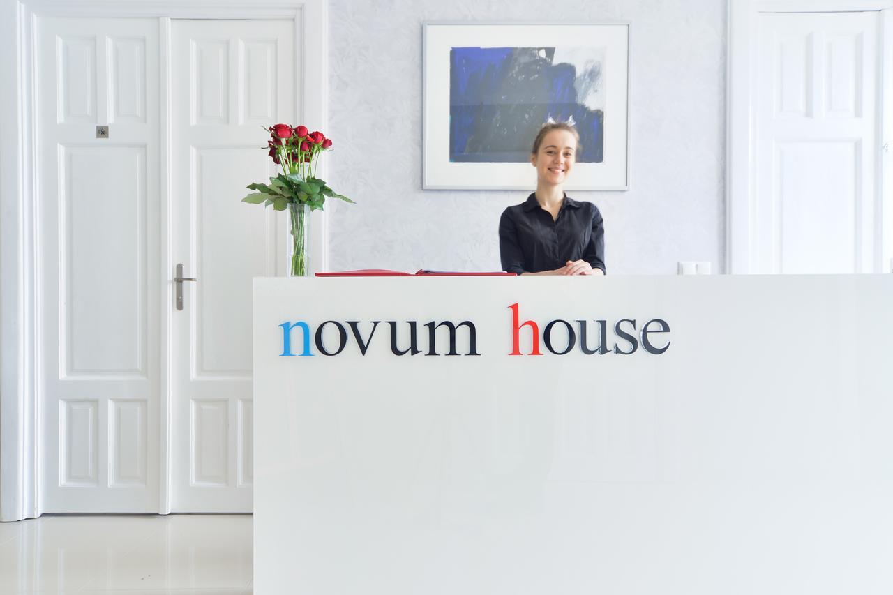 Novumhouse - Straszewskiego Aparthotel Krakow Bagian luar foto